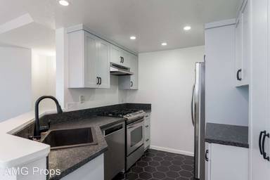 Main picture of 11375 Affinity Ct