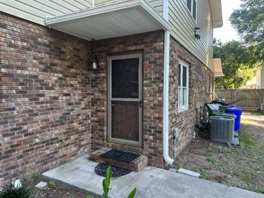 Main picture of 630 15th Ave S