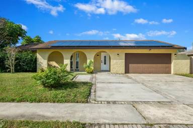 Main picture of 1445 Mercury St