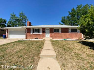 Main picture of 6575 S Sherman St