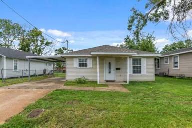 Main picture of 1009 16th St