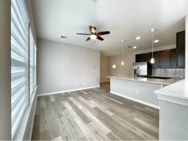 Main picture of 13718 Grunberg Ave