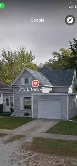 Main picture of 313 E Newkirk St