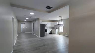 Main picture of 374 Bass St SW
