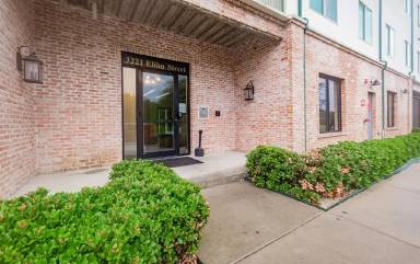 Main picture of 3221 Elihu St