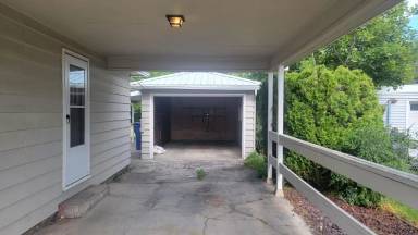 Main picture of 5528 N Hemlock St