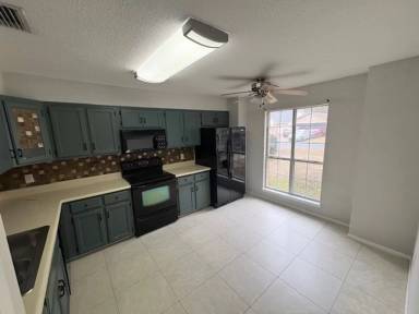 Main picture of 193 Wright Cir