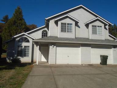 Main picture of 219 Cedar Terrace Ct