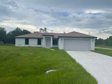 Main picture of 3607 E 18th St