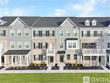 Main picture of 5 E Front St