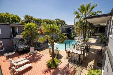 Main picture of Hyde Park Square