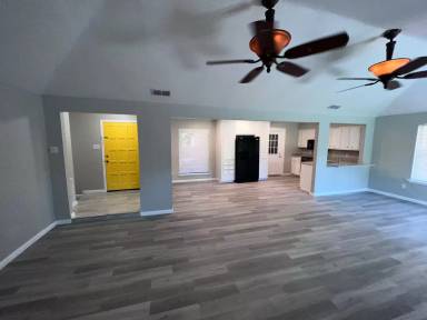 Main picture of 9317 Evening Star Ln