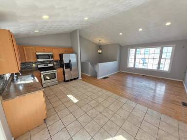 Main picture of 80 Unit St