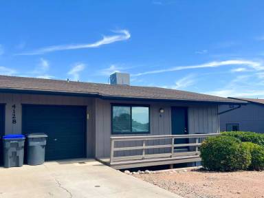 Main picture of 4128 E Mission Ln