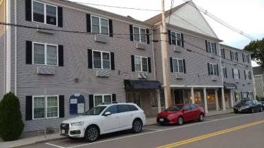 Main picture of 12 Pratt St