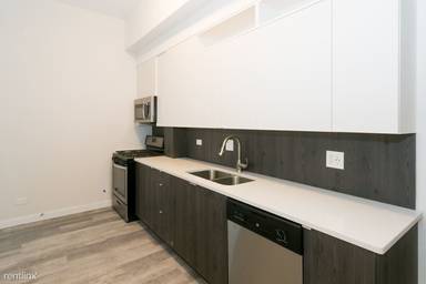 Main picture of 2150 W Lawrence Ave