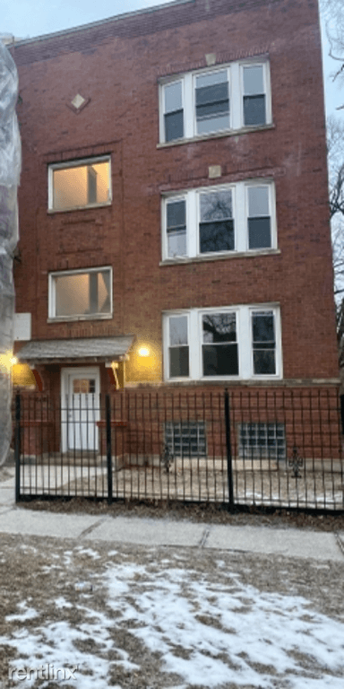 Main picture of 6445 S Saint Lawrence Ave