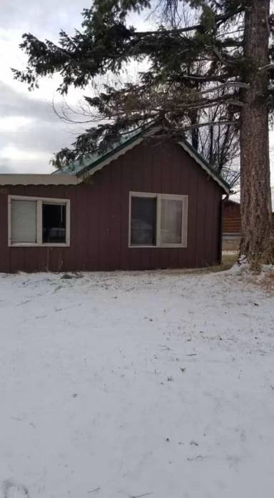 Main picture of 305 9th Ave W