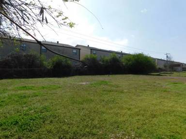 Main picture of 2906 Kendall Ave
