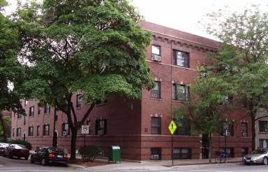 Main picture of 901 W Diversey Pkwy