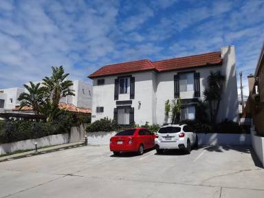 Main picture of 4832 Coronado Ave