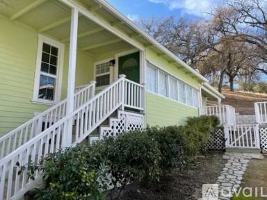 Main picture of 529 Olive St