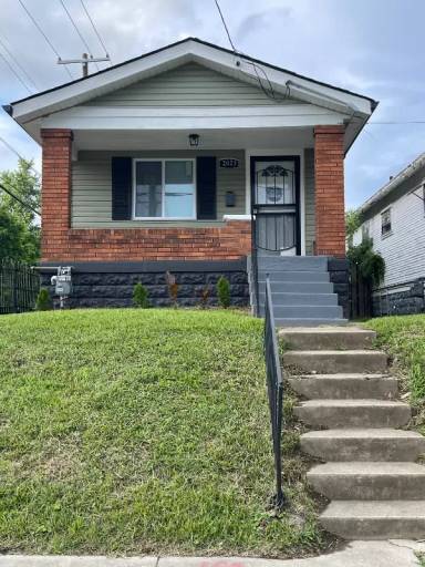 Main picture of 2023 Standard Ave