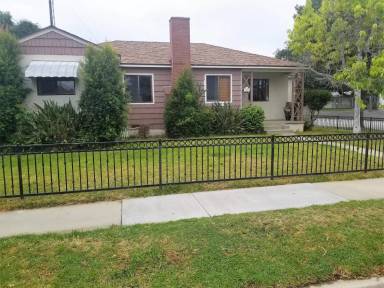 Main picture of 1001 S Hidalgo Ave