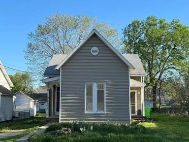 Main picture of 612 E Pike St