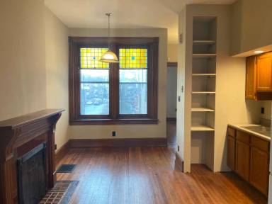 Main picture of 2611 Eden Ave