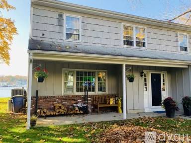 Main picture of 40 Chapel Ln