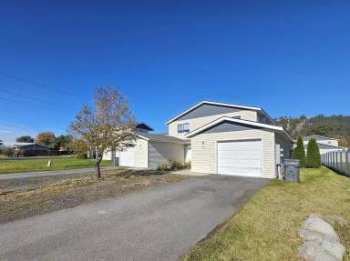 Main picture of 5115 E Buckeye Ave