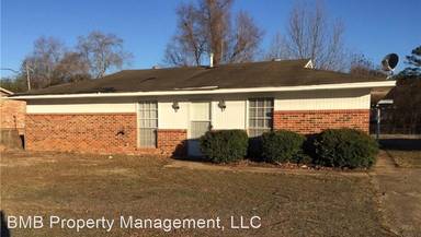 Main picture of 229 Clubview Dr
