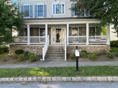 Main picture of 223 Oliver Dr