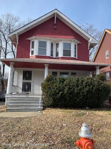 Main picture of 516 E 112th St