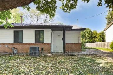 Main picture of 1526 E 16th St