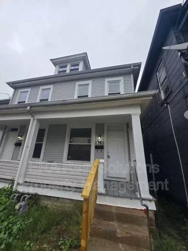Main picture of 74 E Innis Ave