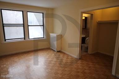 Main picture of 739 W Belmont Ave