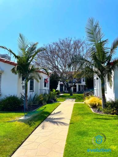 Main picture of 900 D Ave