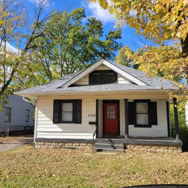 Main picture of 3362 N Chester Ave