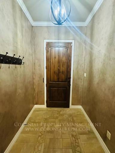 Main picture of 1114 Liberty Ln