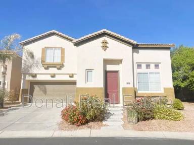 Main picture of 2211 S Harper