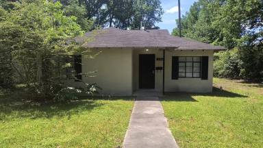Main picture of 2106 W 23rd Ave