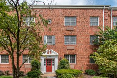 Main picture of Potowmack Crossing Condominium