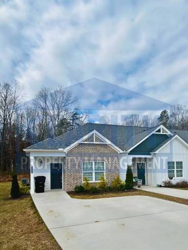 Main picture of 514 Bellingham Dr NE