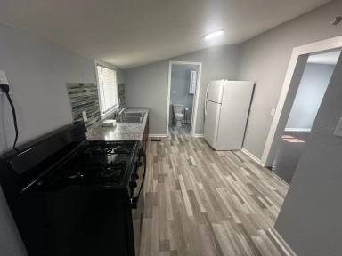 Main picture of 2527 S 13th St