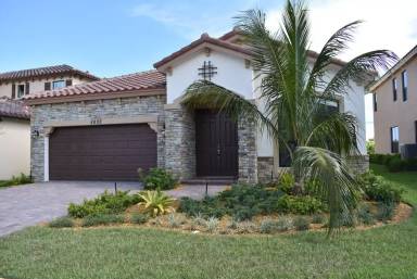 Main picture of 8819 Sea Chase Dr