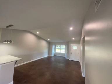 Main picture of 705 Hill St