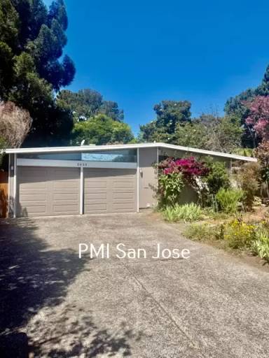 Main picture of 2066 Sandalwood Ct