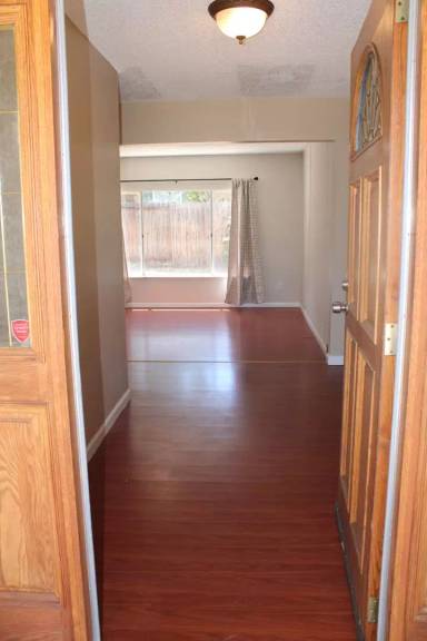 Main picture of 1666 Woodland Dr